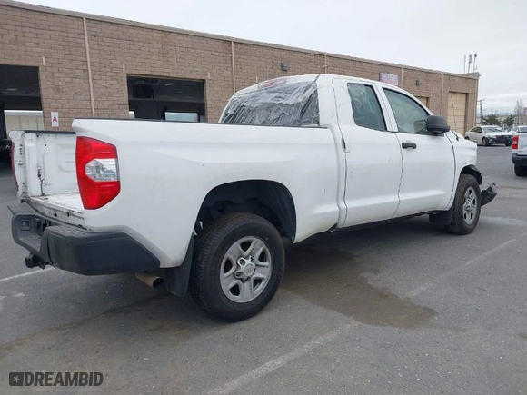 2015 Toyota Tundra 2WD Truck SR with VIN 5TFRM5F11FX092437, listed as a IAAI auction lot 37873233 with NaN miles. Bid and sale history available at carsss.com. Image 4.