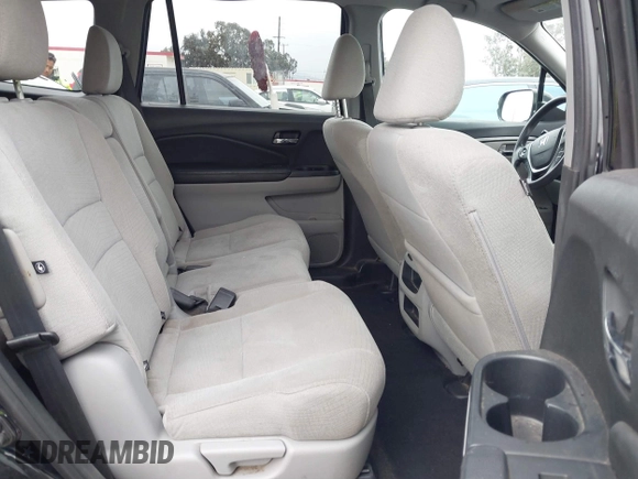 2016 Honda Pilot LX with VIN 5FNYF6H18GB063909, listed as a IAAI auction lot 41778361 with 110,655 mi miles. Bid and sale history available at carsss.com. Image 8.