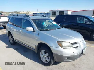 2003 Mitsubishi Outlander XLS with VIN JA4LZ41G53U107011, listed as a IAAI auction lot 41799550 with 164,519 mi miles. Bid and sale history available at carsss.com. Image 1.