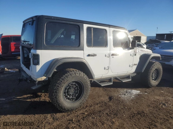 2018 Jeep Wrangler Unlimited Rubicon with VIN 1C4HJXFGXJW128998, listed as a Copart auction lot 41604245 with 79,035 mi miles and Salvage Title. Bid and sale history available at carsss.com. Image 3.