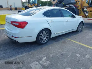 2015 Kia Cadenza Premium with VIN KNALN4D7XF5196941, listed as a IAAI auction lot 42052846 with 118,838 mi miles. Bid and sale history available at carsss.com. Image 4.