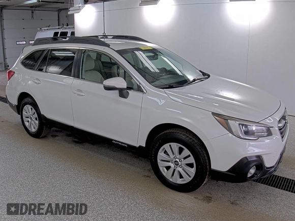 2019 Subaru Outback Premium with VIN 4S4BSAFC7K3318107, listed as a IAAI auction lot 42141865 with 60,641 mi miles. Bid and sale history available at carsss.com. Image 1.