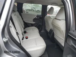 2022 Mitsubishi Outlander SEL z VIN JA4J4VA84NZ039360, wystawiony jako Copart lot #58201835 z przebiegiem 50 169 mil mil oraz Szkoda całkowita • Salvage title. Historia ofert i sprzedaży dostępna na DreamBid. Obrazek 11.