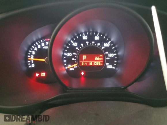 2014 Kia Soul with VIN KNDJN2A20E7001357, listed as a Copart auction lot 47686465 with 121,085 mi miles and Clean Title. Bid and sale history available at carsss.com. Image 9.