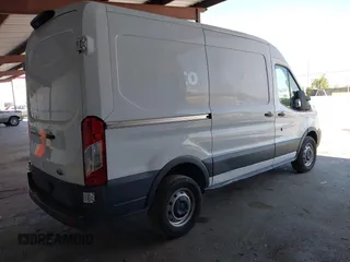 2018 Ford Transit с VIN 1FTYR1CM6JKA17257, выставлен на аукционе IAAI как лот 42487936 с пробегом 141 684 миль миль и . История ставок и продаж доступна на DreamBid. Изображение 4.