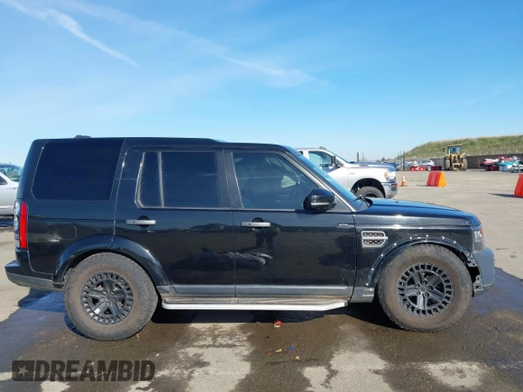 2016 Land Rover LR4 HSE with VIN SALAG2V63GA840960, listed as a IAAI auction lot 41535020 with 102,696 mi miles and . Bid and sale history available at DreamBid. Image 14.