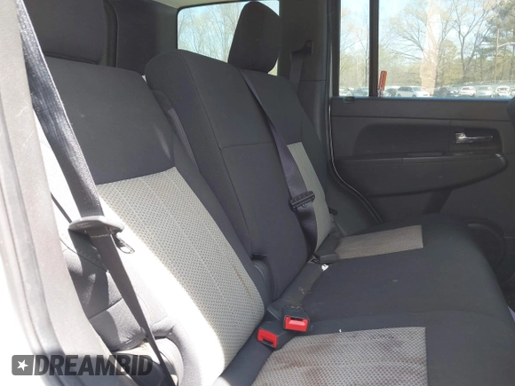 2010 Jeep Liberty Sport with VIN 1J4PP2GK9AW132583, listed as a IAAI auction lot 41821155 with 190,146 mi miles and . Bid and sale history available at DreamBid. Image 8.