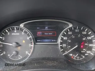 2016 Nissan Altima SR with VIN 1N4AL3APXGC129614, listed as a IAAI auction lot 41914117 with 98,595 mi miles and . Bid and sale history available at carsss.com. Image 7.