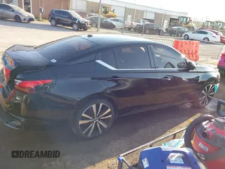 2019 Nissan Altima 2.5 SR with VIN 1N4BL4CV3KC130764, listed as a IAAI auction lot 41952695 with 86,644 mi miles. Bid and sale history available at carsss.com. Image 14.