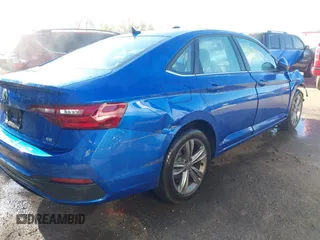 2024 Volkswagen Jetta SE with VIN 3VW7M7BU5RM057412, listed as a IAAI auction lot 41983331 with 14,537 mi miles and . Bid and sale history available at DreamBid. Image 4.