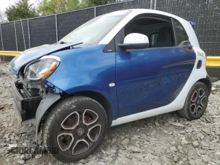 2016 Smart fortwo Passion z VIN WMEFJ5DA7GK072255, wystawiony jako Copart lot #53434135 z przebiegiem 40 011 mil mil oraz Szkody całkowita. Historia ofert i sprzedaży dostępna na DreamBid. Obrazek 1.