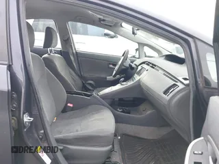 2010 Toyota Prius II with VIN JTDKN3DU8A0205933, listed as a IAAI auction lot 41741426 with 112,097 mi miles. Bid and sale history available at carsss.com. Image 5.