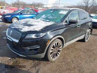 2019 Lincoln MKC Reserve with VIN 5LMTJ3DH1KUL01408, listed as a IAAI auction lot 41396256 with 75,769 mi miles. Bid and sale history available at carsss.com. Image 2.