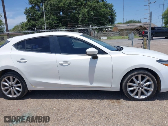 2017 Mazda 3 Touring с VIN 3MZBN1L77HM157118, выставлен на аукционе IAAI как лот 42765099 с пробегом 132 485 миль миль и . История ставок и продаж доступна на DreamBid. Изображение 13.