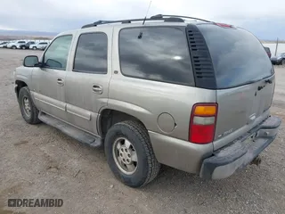 2001 Chevrolet Tahoe LS with VIN 1GNEK13T01J126308, listed as a IAAI auction lot 41685879 with 263,636 mi miles. Bid and sale history available at carsss.com. Image 3.