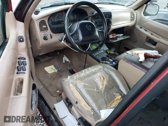 2001 Mercury Mountaineer с VIN 4M2DU66E11UJ12905, выставлен на аукционе Copart как лот 86194634 с пробегом 296 631 миль миль и Чистый • Clean title. История ставок и продаж доступна на DreamBid. Изображение 8.