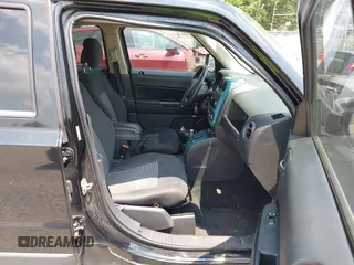 2012 Jeep Patriot Sport with VIN 1C4NJRBB7CD513197, listed as a IAAI auction lot 42408934 with 145,943 mi miles and . Bid and sale history available at DreamBid. Image 5.