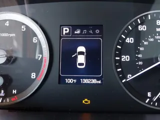 2015 Hyundai Sonata 2.4L SE with VIN 5NPE24AF2FH174710, listed as a IAAI auction lot 40464143 with 138,238 mi miles. Bid and sale history available at carsss.com. Image 15.