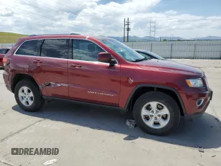 2016 Jeep Grand Cherokee Laredo with VIN 1C4RJFAG8GC413490, listed as a Copart auction lot 62347445 with 104,056 mi miles and Salvage title. Bid and sale history available at DreamBid. Image 4.