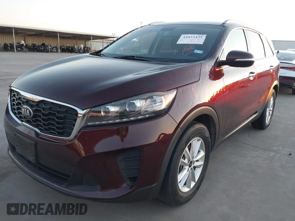 2019 Kia Sorento L z VIN 5XYPG4A32KG568841, wystawiony jako IAAI lot #41833435 z przebiegiem 103 426 mil mil oraz . Historia ofert i sprzedaży dostępna na DreamBid. Obrazek 6.