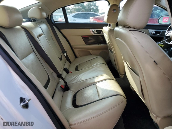 2015 Jaguar XF V6 Portfolio with VIN SAJWJ0FF1F8U55504, listed as a Copart auction lot 85742414 with 0 mi miles and Clean Title. Bid and sale history available at carsss.com. Image 10.