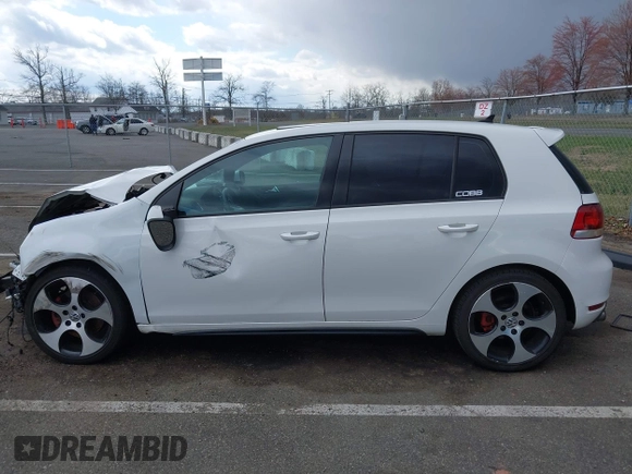 2012 Volkswagen GTI w/Sunroof & Navi PZEV с VIN WVWGD7AJ3CW229731, выставлен на аукционе IAAI как лот 41875537 с пробегом 134 174 миль миль и . История ставок и продаж доступна на DreamBid. Изображение 14.