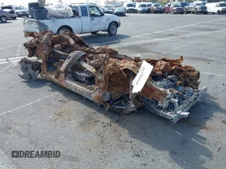 2024 Volvo XC40 Plus z VIN YV4ER3XL4R2263975, wystawiony jako IAAI lot #42098379 z przebiegiem Nie podano mil oraz . Historia ofert i sprzedaży dostępna na DreamBid. Obrazek 1.