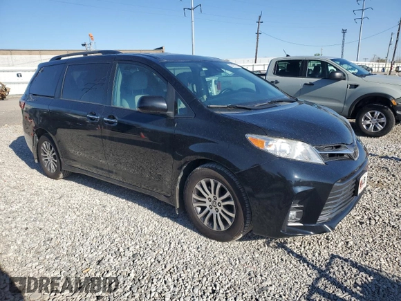 2019 Toyota Sienna XLE Auto Access Seat with VIN 5TDYZ3DC1KS969126, listed as a Copart auction lot 53497695 with 147,989 mi miles and Clean Title. Bid and sale history available at carsss.com. Image 4.
