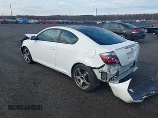 2010 Scion tC with VIN JTKDE3B70A0310559, listed as a IAAI auction lot 41800297 with 117,490 mi miles. Bid and sale history available at carsss.com. Image 3.