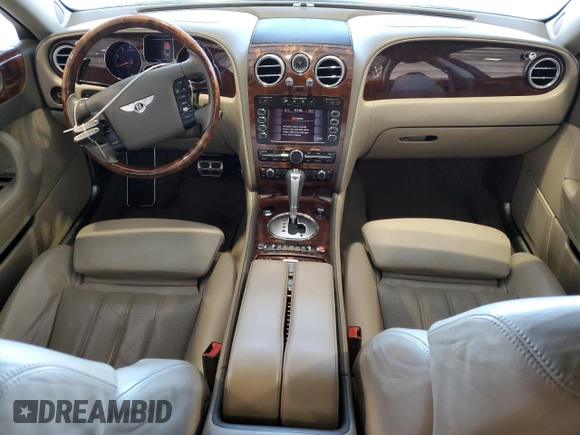 2006 Bentley Flying Spur z VIN SCBBR53W06C037412, wystawiony jako Copart lot #50492605 z przebiegiem 59 005 mil mil oraz Szkody całkowita. Historia ofert i sprzedaży dostępna na DreamBid. Obrazek 8.