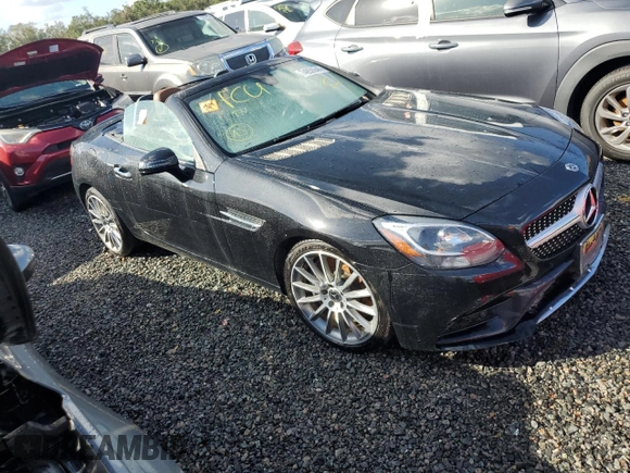 2020 Mercedes-Benz SLC 300 z VIN WDDPK3JA1LF167279, wystawiony jako Copart lot #74850644 z przebiegiem Nie podano mil oraz Szkoda całkowita • Salvage title. Historia ofert i sprzedaży dostępna na DreamBid. Obrazek 4.