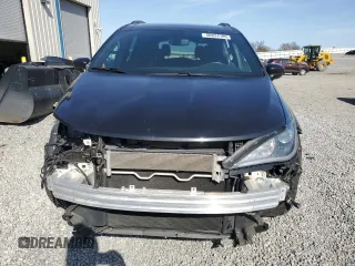 2020 Chrysler Pacifica Touring with VIN 2C4RC1FG1LR242086, listed as a Copart auction lot 50824185 with 105,779 mi miles and Salvage title. Bid and sale history available at DreamBid. Image 5.