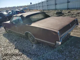 1966 Oldsmobile Cutlass z VIN 338676M278597, wystawiony jako Copart lot #79270784 z przebiegiem 66 981 mil mil oraz Tytuł czysty. Historia ofert i sprzedaży dostępna na DreamBid. Obrazek 2.