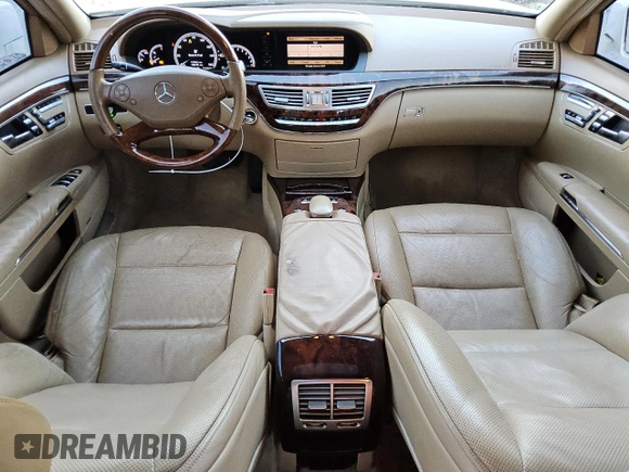 2011 Mercedes-Benz S-Class S 550 with VIN WDDNG7BB0BA401804, listed as a Copart auction lot 81558984 with 188,875 mi miles and Clean Title. Bid and sale history available at carsss.com. Image 8.