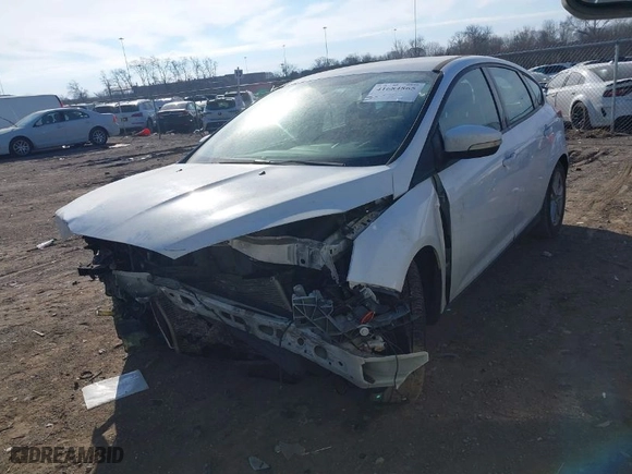 2015 Ford Focus SE with VIN 1FADP3K29FL288479, listed as a IAAI auction lot 41684865 with 178,882 mi miles. Bid and sale history available at carsss.com. Image 2.