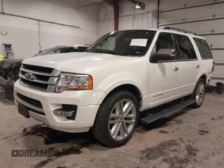 2016 Ford Expedition Platinum с VIN 1FMJU1MT2GEF27226, выставлен на аукционе IAAI как лот 41303801 с пробегом 150 003 миль миль и . История ставок и продаж доступна на DreamBid. Изображение 2.