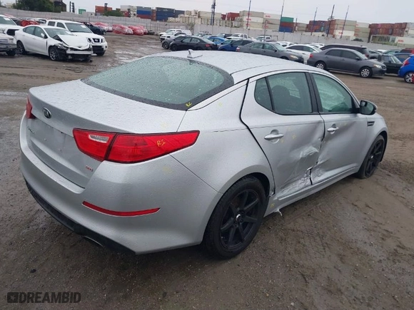 2015 Kia Optima LX with VIN 5XXGM4A70FG509406, listed as a IAAI auction lot 41733671 with 47,935 mi miles. Bid and sale history available at carsss.com. Image 4.