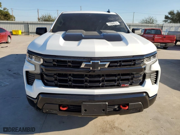 2024 Chevrolet Silverado 1500 LT Trail Boss with VIN 3GCUDFEL6RG267020, listed as a Copart auction lot 73284614 with 2,865 mi miles and Salvage Title. Bid and sale history available at carsss.com. Image 5.