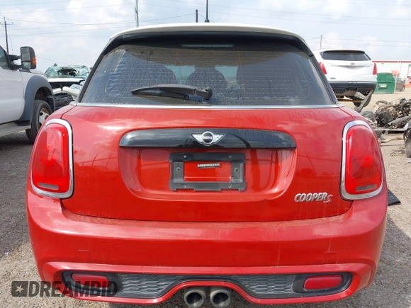 2016 MINI Cooper Hardtop 4 Door S with VIN WMWXU3C56G2D30140, listed as a IAAI auction lot 41883406 with 120,705 mi miles. Bid and sale history available at carsss.com. Image 16.