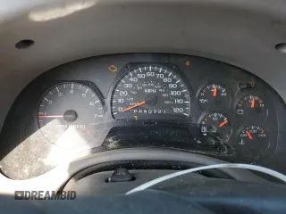 2007 Chevrolet TrailBlazer LS with VIN 1GNDT13S272307610, listed as a Copart auction lot 55402725 with 174,627 mi miles and Salvage Title. Bid and sale history available at DreamBid. Image 9.