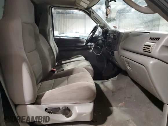 2006 Ford F-250 XL with VIN 1FTNF21506EA52363, listed as a Copart auction lot 52024205 with 112,177 mi miles and Salvage title. Bid and sale history available at DreamBid. Image 10.