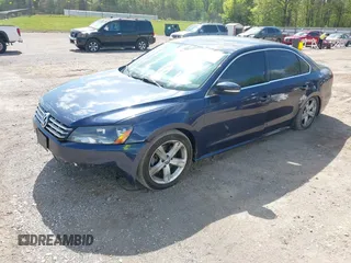 2013 Volkswagen Passat TDI SE with VIN 1VWBN7A33DC030932, listed as a IAAI auction lot 42025937 with 189,238 mi miles. Bid and sale history available at carsss.com. Image 2.