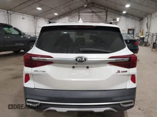2021 Kia Seltos S with VIN KNDEUCA24M7104385, listed as a IAAI auction lot 40663983 with 51,290 mi miles. Bid and sale history available at carsss.com. Image 16.