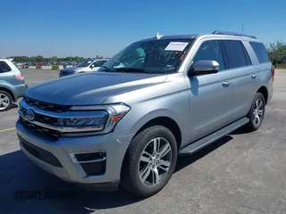 2023 Ford Expedition Limited with VIN 1FMJU1K82PEA50909, listed as a IAAI auction lot 41769610 with 53,098 mi miles. Bid and sale history available at carsss.com. Image 2.