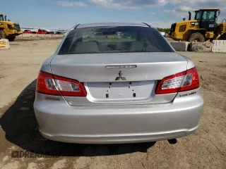 2011 Mitsubishi Galant FE z VIN 4A32B2FF4BE019454, wystawiony jako Copart lot #72716034 z przebiegiem 239 676 mil mil oraz Szkoda całkowita • Salvage title. Historia ofert i sprzedaży dostępna na DreamBid. Obrazek 6.
