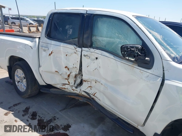 2022 Nissan Frontier SV z VIN 1N6ED1EJ8NN650378, wystawiony jako IAAI lot #39310357 z przebiegiem 45 898 mil mil oraz . Historia ofert i sprzedaży dostępna na DreamBid. Obrazek 6.