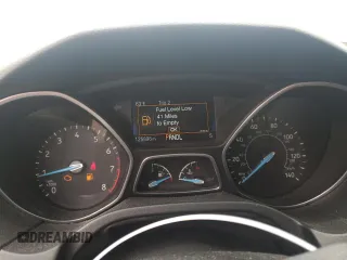2017 Ford Focus SE с VIN 1FADP3F29HL222088, выставлен на аукционе Copart как лот 58585065 с пробегом 125 896 миль миль и Списание • Salvage title. История ставок и продаж доступна на DreamBid. Изображение 9.