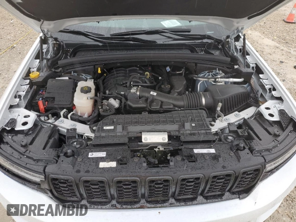2024 Jeep Grand Cherokee Altitude with VIN 1C4RJGAG0R8546529, listed as a Copart auction lot 41863845 with 20,096 mi miles and Salvage title. Bid and sale history available at DreamBid. Image 11.