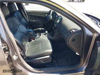 2014 Chrysler 300 with VIN 2C3CCABG2EH376713, listed as a IAAI auction lot 41813577 with 125,115 mi miles. Bid and sale history available at carsss.com. Image 5.