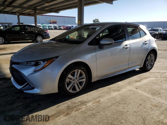2019 Toyota Corolla Hatchback SE with VIN JTNK4RBE1K3018899, listed as a Copart auction lot 46933695 with 68,196 mi miles and Salvage Title. Bid and sale history available at carsss.com. Image 1.